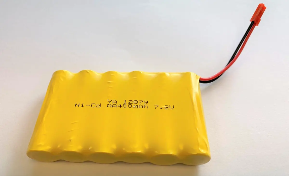 Huina 400Mah 7.2V Nicad Battery Red Jst Suit 1550/ 1560/ 1570/ 1571/ 1573/ 1574/ 1576/ 1577 - Sfmhn1550-Bat 1