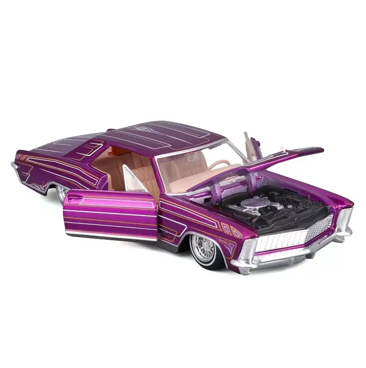 Maisto 1965 Buick Riviera Lowrider 1:26 - 32551 2