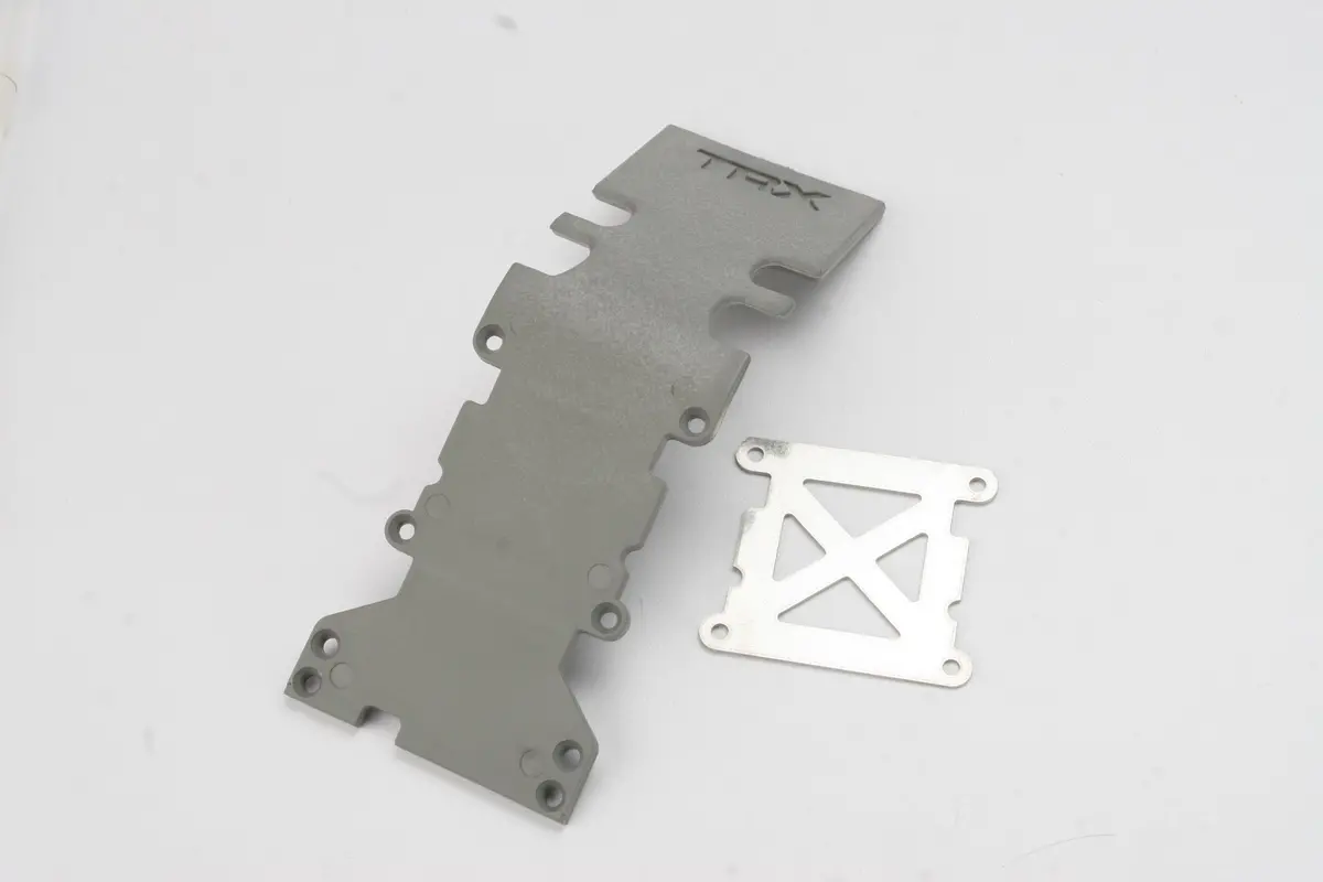 Traxxas Rear Skidplate Grey W/ Stainless Brace - 4938 - 4938A 1