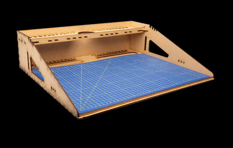Italeri Modelling Workstation With A3 Cutting Mat - 50833 1