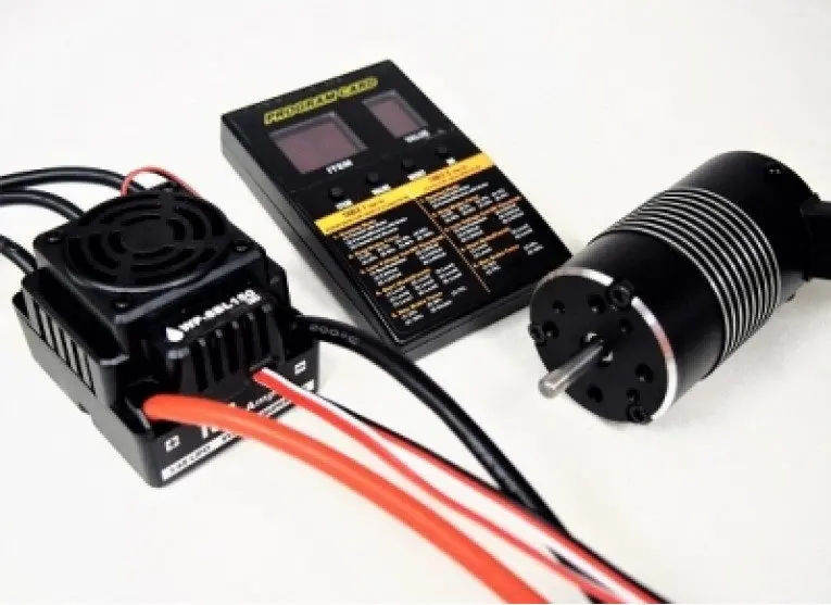 Hobbywing 1:8 2000Kv 4274 Sensorless Brushless Motor, 150A Wp Esc & Program Card - Hwapbl15042742000 1
