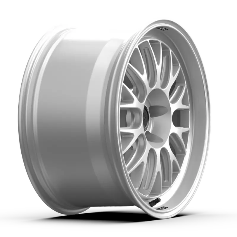 Fifteen52 Holeshot Rsr 19X10.5 5X120 25Mm Et 72.56Mm Center Bore Radiant Silver 1